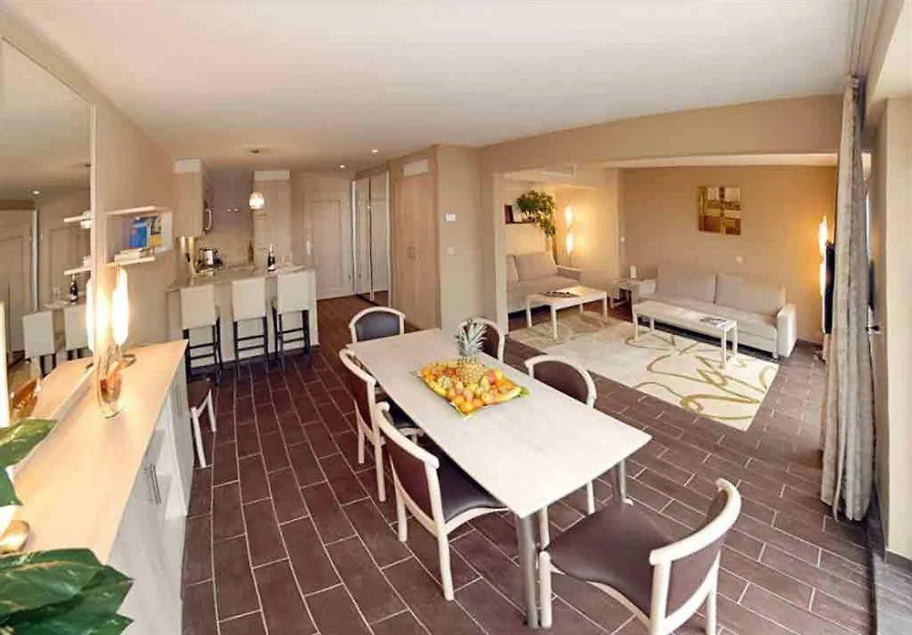 Aparthotel Adagio Geneve Mont-Blanc